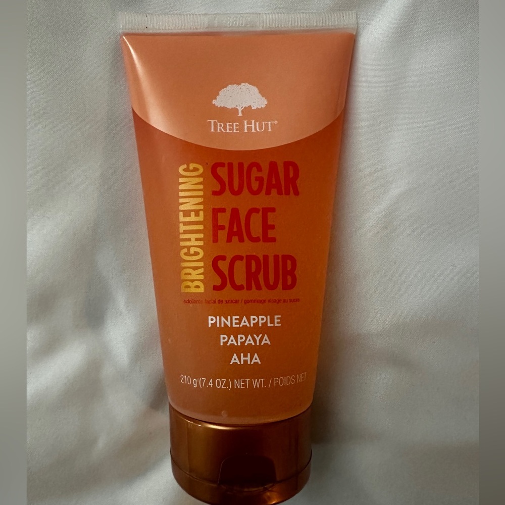 Tree Hut Pineapple & Papaya Brightening Face Scrub 7.4 fl